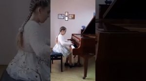 Косенко "Петрушка", "Мелодия", исп. Стурова Мария