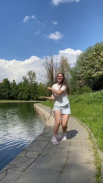 Что это было? Косяк в связке)  #скакалка #jumprope #skipping #танцынаскакалке #прыжкинаскакалке