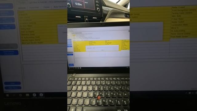 Launch SmartLink + Toyota Techstream. Диагностируем арабскую Toyota Camry 2022 года