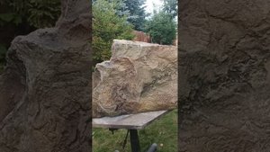 Искусственный камень из цемента и плиточного клея.
