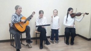 Трио "Три сестры": Кишаева Сафия, Кишаева Камила, Кишаева Минесса. "Манная каша" А.Киреев.