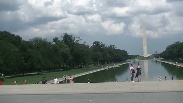 Lincoln Memorial and the Reflecting Pool in Washington DC смотреть онлайн