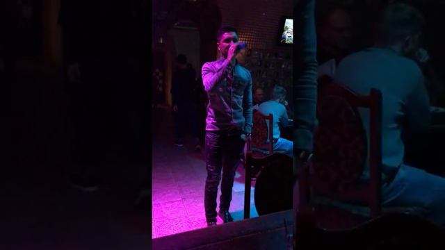 Дима Крепков капают горькие слезы