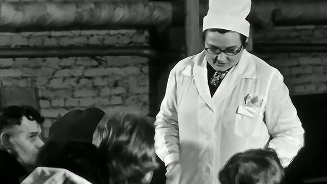 1978 год. Тюмень. Лекция о вреде алкоголя на заводе