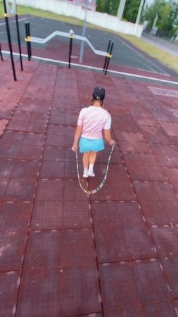 Взгляни на скакалку по-новому #скакалка #jumprope #skipping #лето #скиппинг #sports #топ #стадион