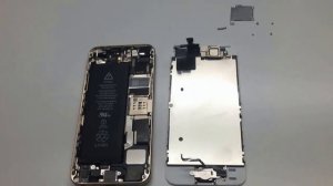разборка iPhone 5S - как разобрать айфон и из чего он состоит