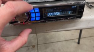 CDE-9881 Alpine Head Unit Overview