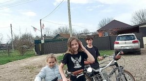 Внучки наснимали))) Жизнь станичная.
