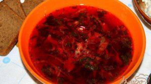 Свекольный борщ с утиными потрохами