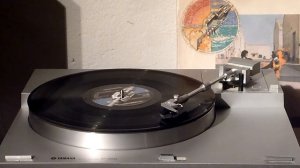 Yamaha P-350 turntable demo