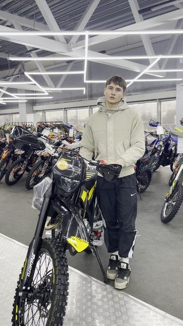 Отзыв клиента о покупке мотоцикла JHLMOTO JHL Z2 PR300 в X-MOTORS г. Москва смотреть онлайн