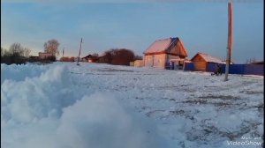 Чищу снег мини-трактором. Декабрь 2024 года.