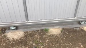 Забор и откатные ворота своими руками