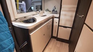 NUR 5,90m! Bester Wohnmobil Grundriss Benimar Tessoro 481