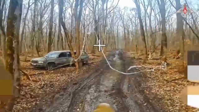 Уничтожение пикапов ВСУ FPV дронами на оптоволокне