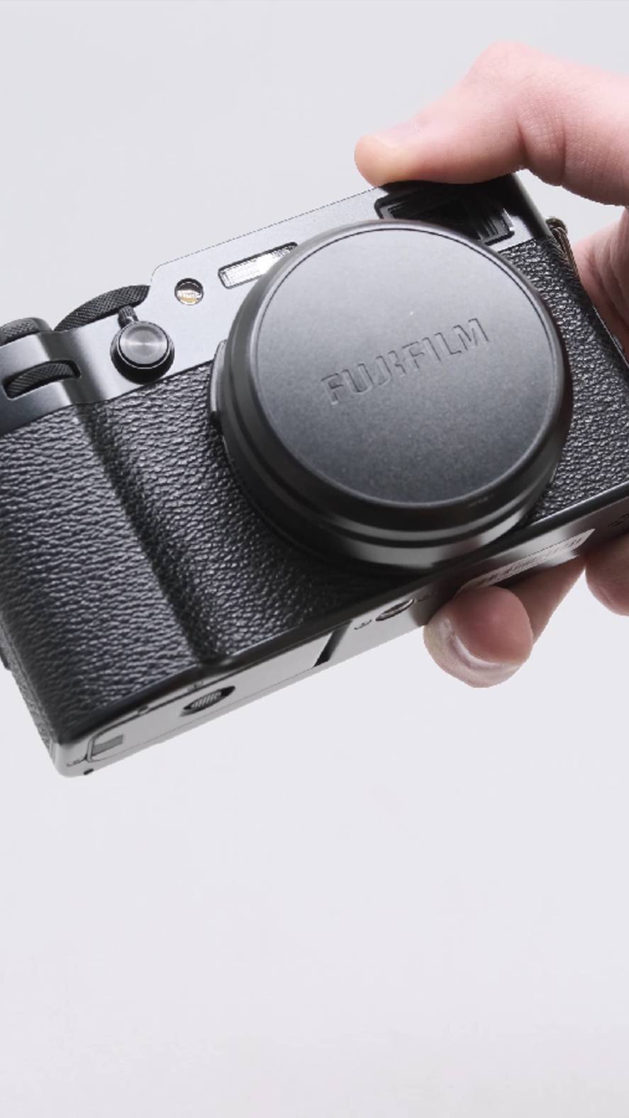 Fujifilm X100 VI в упаковке