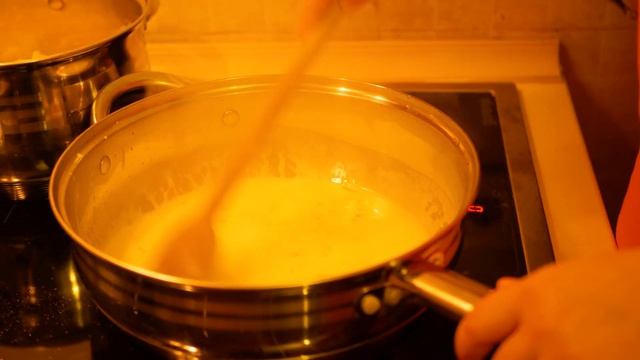 Tortellini with Pesto and Mozzarella -With Zana Caushi (Kuzhinë në Pandemi) смотреть онлайн