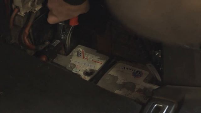 Lincos® 829381 Ladegerät und Starter, 12V,24V, 1-6.kw смотреть онлайн