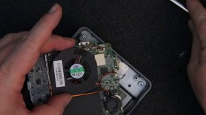 How to install a fan on the Intel NUC, change CMOS battery