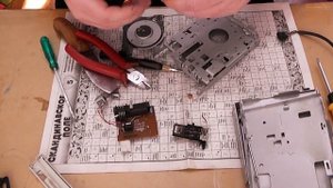 Флоппи-дисковод и картридер на платы и цветные металлы. Заработок на разборе.