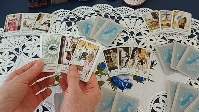 Как они живут с Вашей соперницей?#laratarot777 #гадания смотреть онлайн