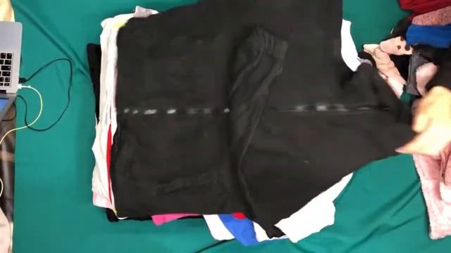 Кофты Флис М+Ж Крем+Экстра/Австралия 20 кг (8€/кг) - (56ед) - (14 700руб) смотреть онлайн