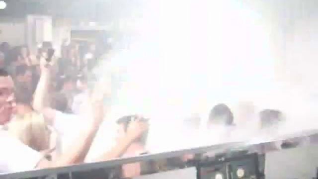 Jaguar skills @ Berties Nightclub Newquay смотреть онлайн