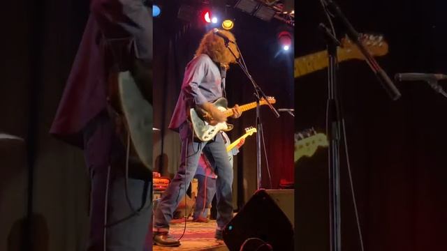 Tab Benoit - Standing On the Bank смотреть онлайн