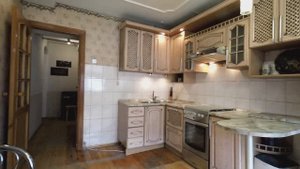 Продаётся квартира в Екатеринбурге, ул. Бакинских комиссаров, 169В