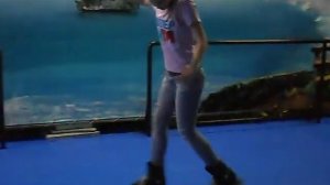 Лунная походка на роликах