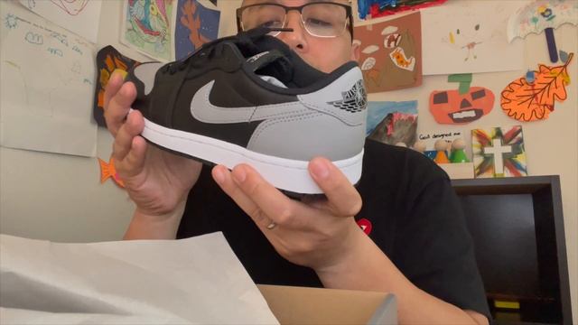 Air Jordan 1 Low OG Shadow смотреть онлайн