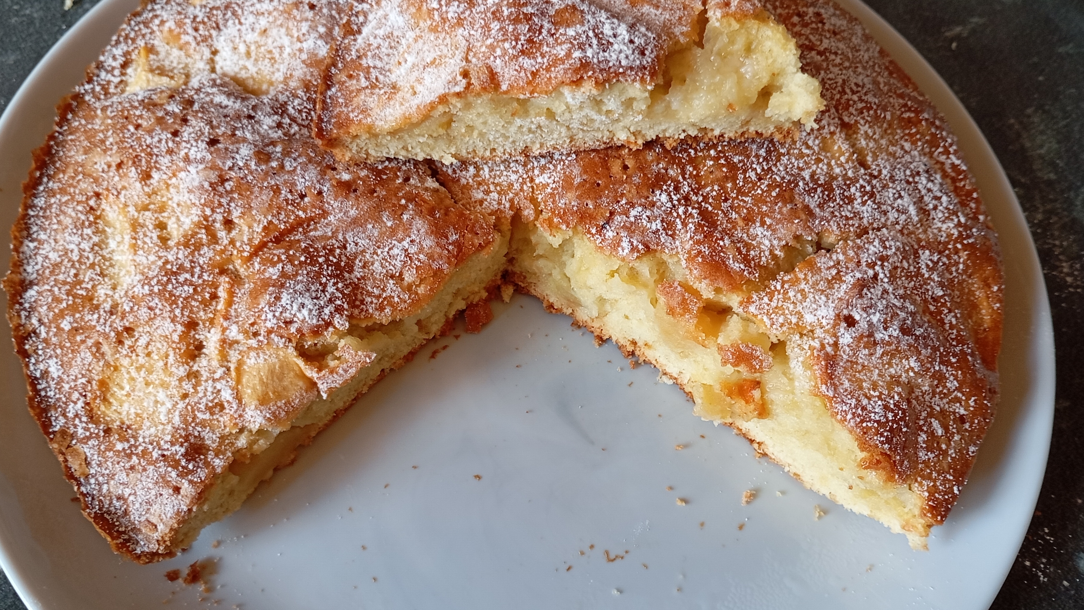Шарлотка с яблоками!!!