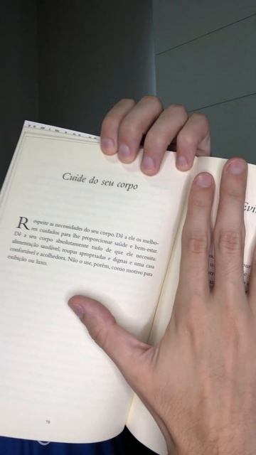 3 LIVROS INDISPENSÁVEIS PRA APRENDER SOBRE ESTOICISMO #livros #dicas #indicaçãodeleitura #estoicism смотреть онлайн