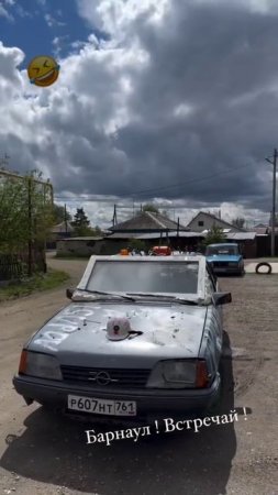 Забыли москитную сетку. Монтажники окон выручают всегда  #монтажникиокон