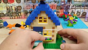Обзор самоделки из ЛЕГО - домик для Lego человечков