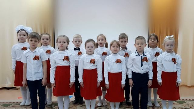 песня "Прадедушка" (муз. А. Ермолова сл. М. Загота) смотреть онлайн