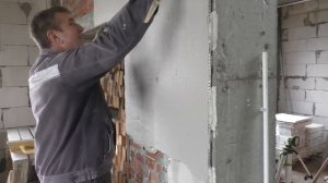 Какая штукатурка лучше? Гипсовая или цементная?