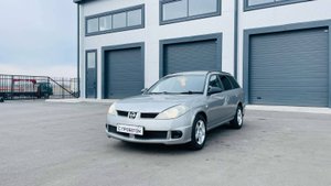 Nissan Wingroad, 2001 год
