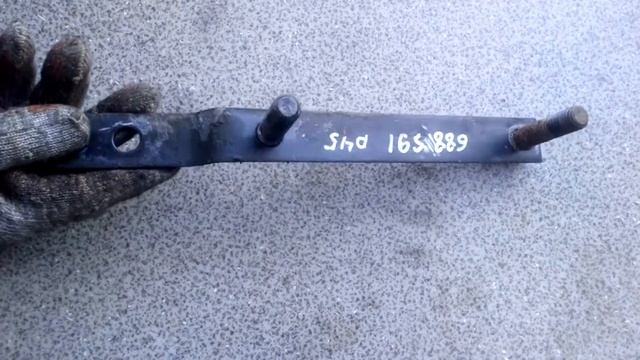 283. Кронштейн-проставка корпуса воздушного фильтра смотреть онлайн