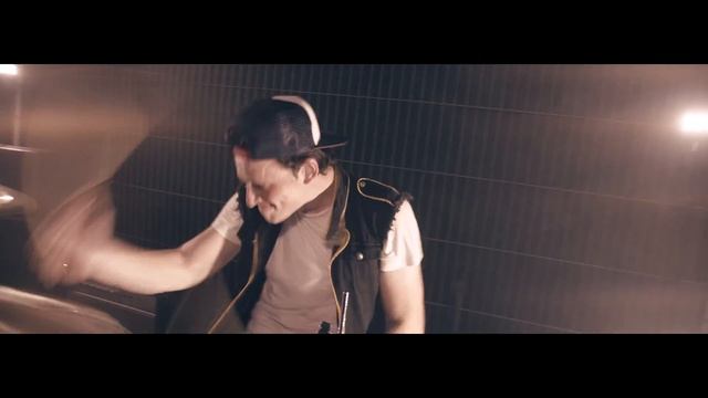 Voodoo Vegas - Revolution (Official Video) смотреть онлайн