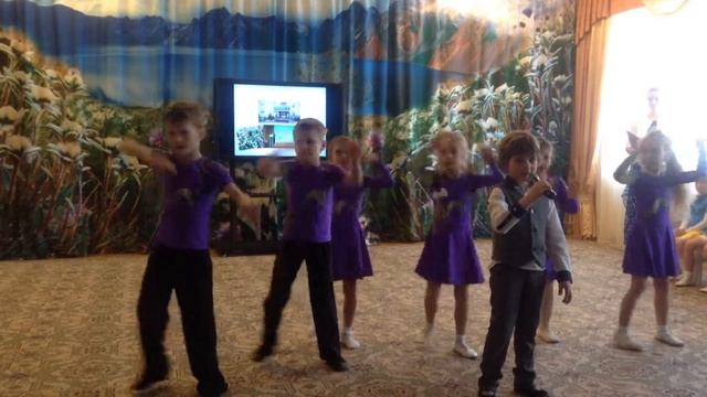 Я иду, шагаю по Москве в исполнении детей подготовительной группы смотреть онлайн