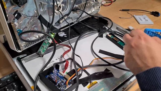 The PiMac - Improving The Performance Of My Raspberry Pi iMac 2006 Conversion смотреть онлайн