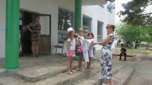 MVI 0005  Репетируют девочки, село Целинное , Джанскойский район, Крым 2016 год