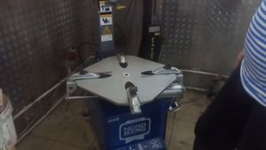 Шиномонтажный стенд NORDBERG 4640 (tyre changer NORDBERG 4640)