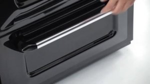 Explore the Smeg Victoria TR4110  Traditional 110cm Range Cooker