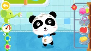 Купание малыша Панды