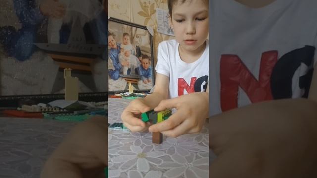 Майнкрафтовое дерево