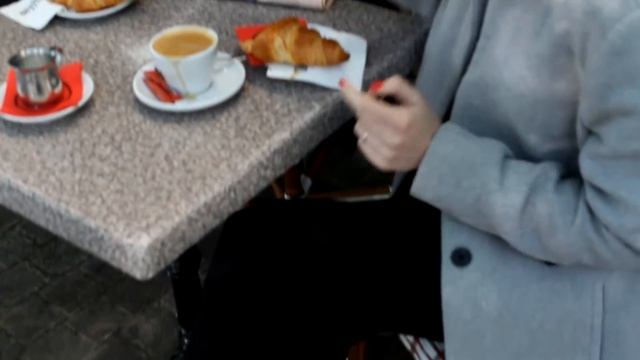 ТИПИЧНОЕ ФРАНЦУЗСКОЕ УТРО // TYPICAL FRENCH MORNING