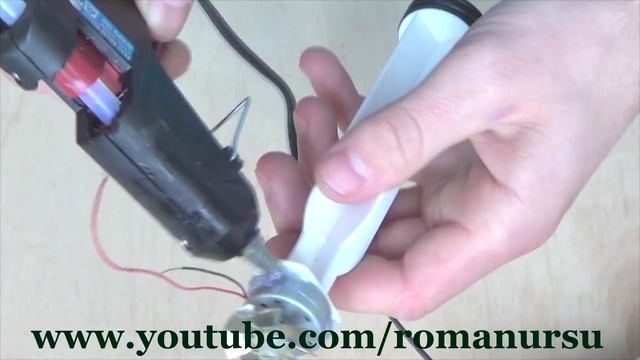Как сделать мини USB пылесос своими руками - How to make a mini USB vacuum cleaner смотреть онлайн