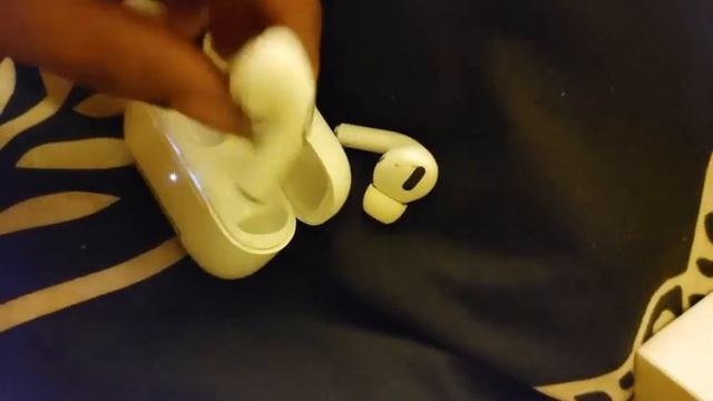 Whaiffa Wireless Charging Case for AirPods Pro, AirPod Pro Charger Case Replacement, Charging Case смотреть онлайн